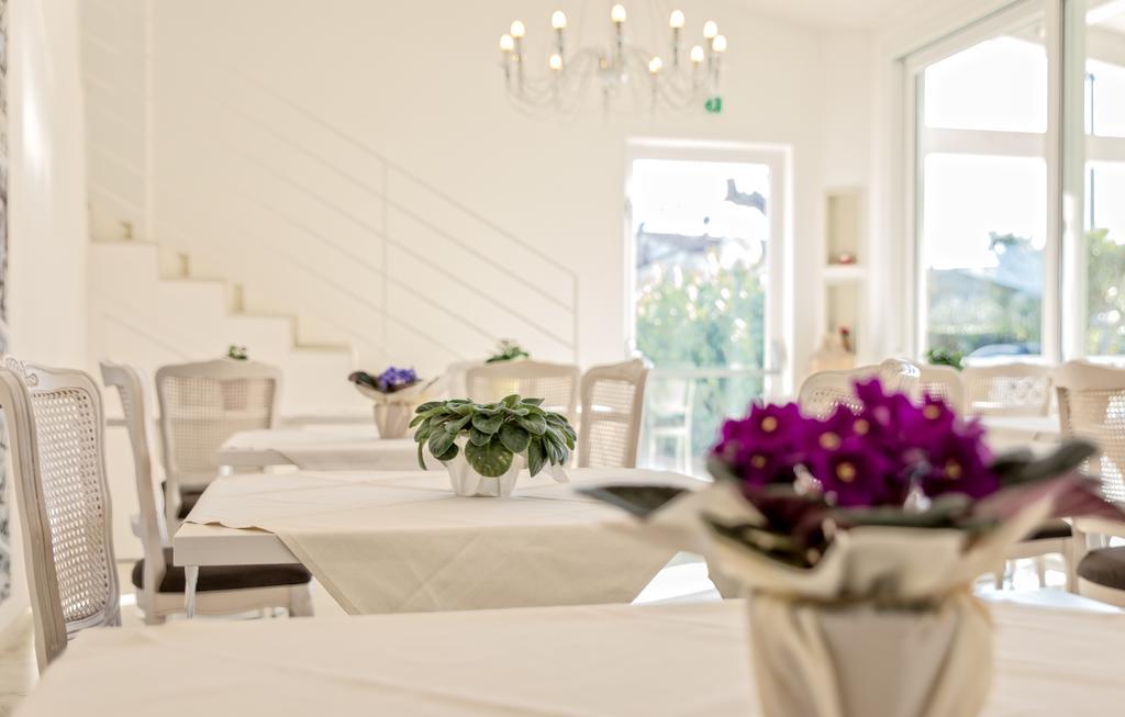 Hotel Country House La Radice Civitanova Marche Kültér fotó