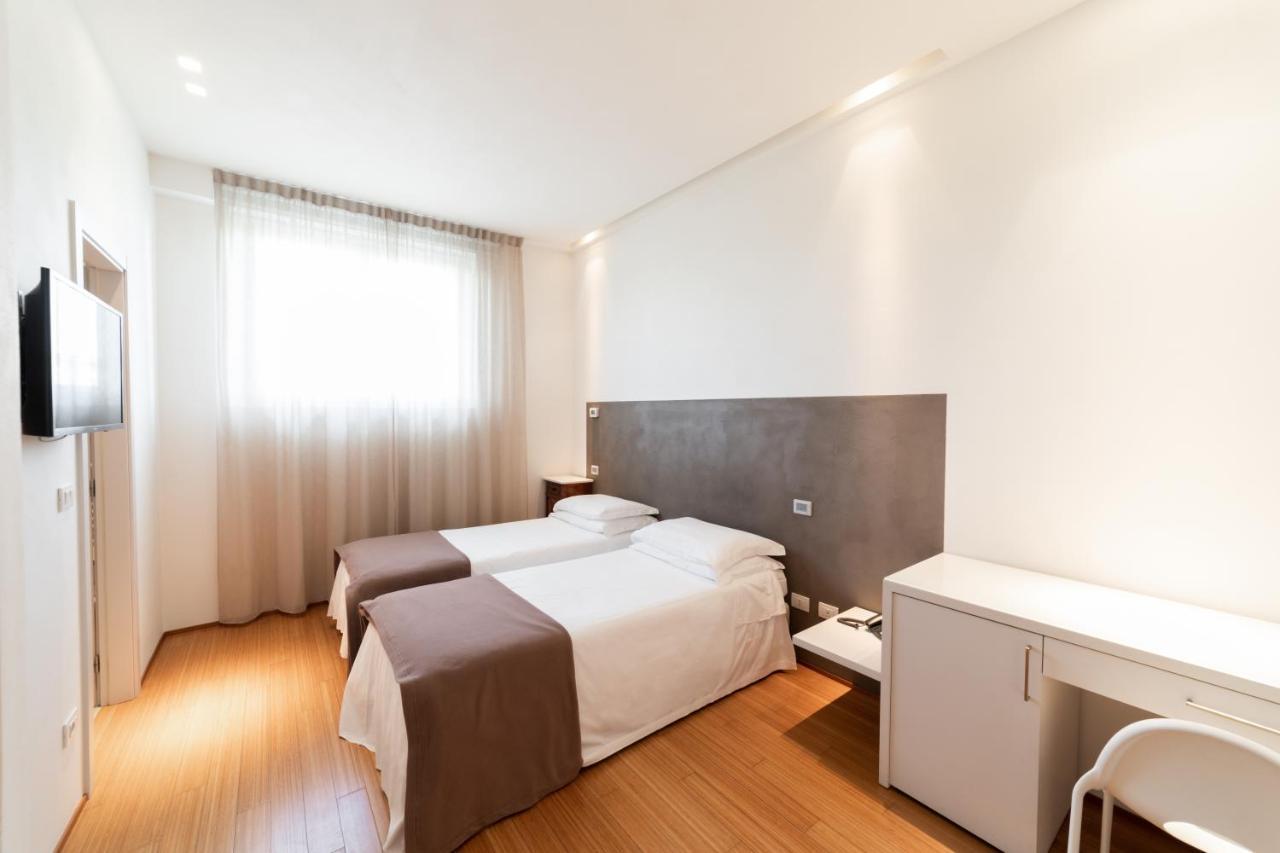 Hotel Country House La Radice Civitanova Marche Kültér fotó