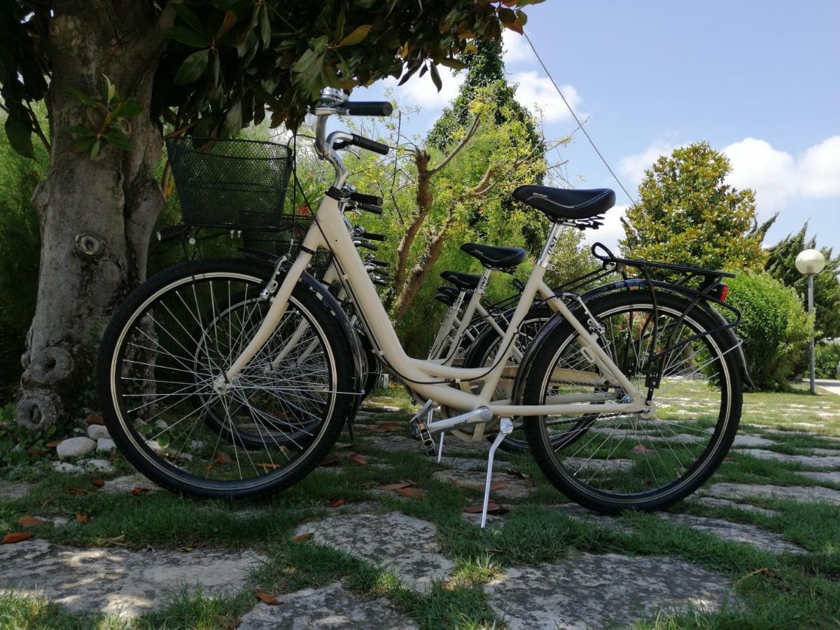 Hotel Country House La Radice Civitanova Marche Kültér fotó